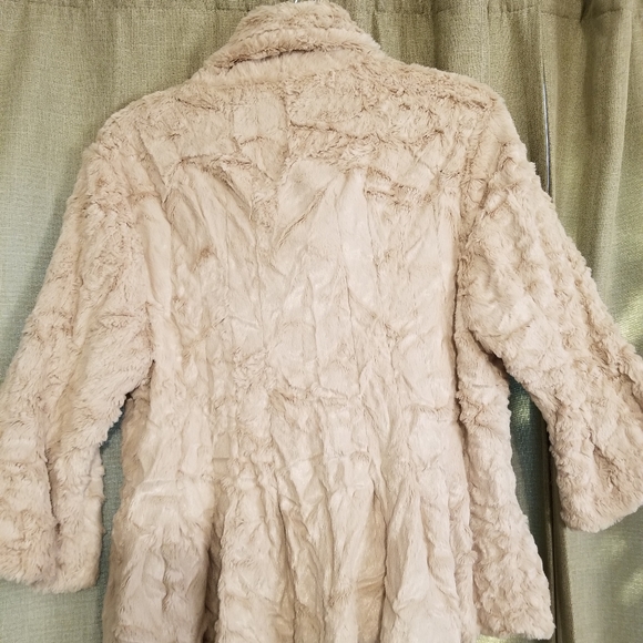 Solitaire Jacket - Picture 2 of 3